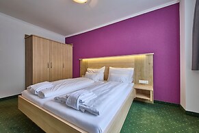 ThePoolhouse Boutique Lodge