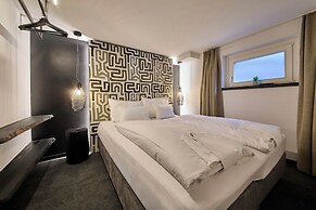 ThePoolhouse Boutique Lodge