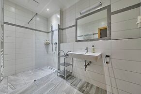 ThePoolhouse Boutique Lodge