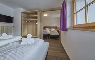 D-Town Lodge