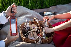 Cobue Wine Resort & SPA