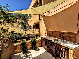 Thymes traditional house