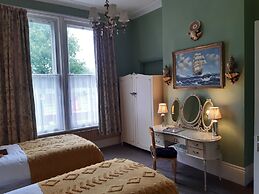 Holywell Guest House