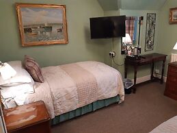 Holywell Guest House