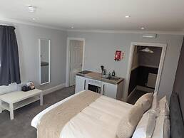 Fieldhead Hotel