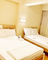 Taj Super Deluxe