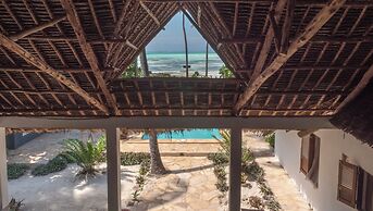 Raha Lodge