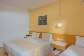 Zeus Hotels Palm Beach