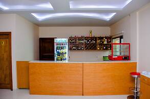Hotel Platinum