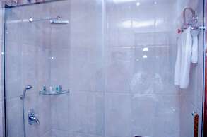 Hotel Platinum