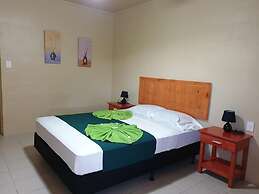 Transit Motel - Hostel