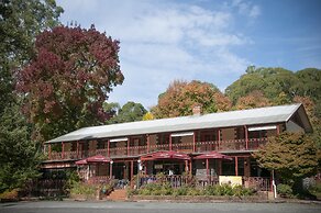 Black Spur Inn