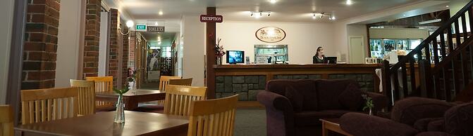 Black Spur Inn