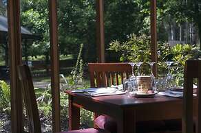Black Spur Inn