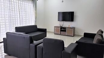 SR Home Stay at KLIA