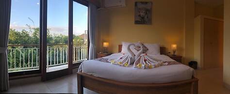 Oka's Guest House