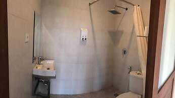 Oka's Guest House