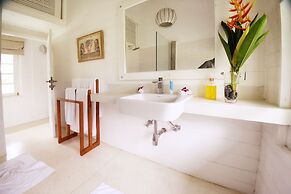 The Flame Tree Estate & Hotel