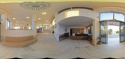 Neopol Hotel Deluxe