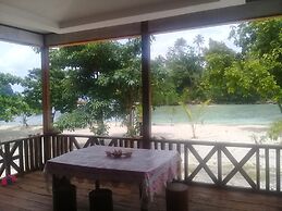 Nusa Nalan Beach Resort