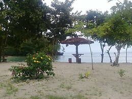 Nusa Nalan Beach Resort