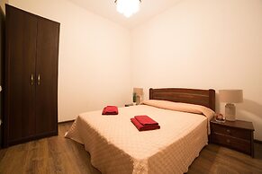 Aparthotel na Mytniy