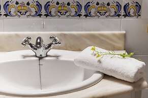 Curolla Petit Hotel