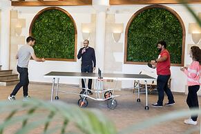Curolla Petit Hotel