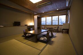 Nomad Hakuba