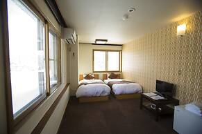 Nomad Hakuba