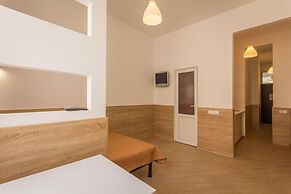 Smart Apartment Krehivska 7a