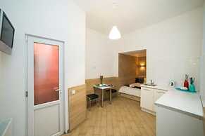 Smart Apartment Krehivska 7v