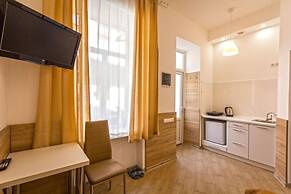 Smart Apartment Shpitalna 13b