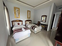 Mandhasativa Homestay