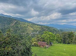Mandhasativa Homestay