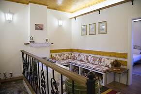 Villa 4 Bed & Breakfast
