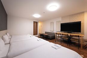 e-stay namba