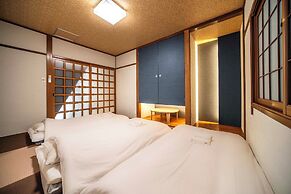 e-stay namba