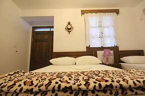 Guesthouse Altin