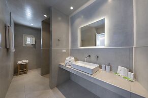 Secret View Hotel
