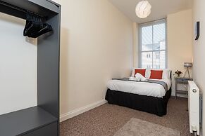 Ford Park Apartment
