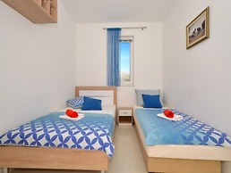 Lobster Apartments