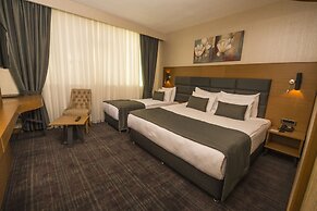 New Garden Hotel