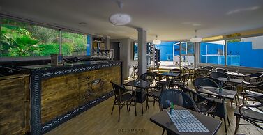 Hotel Ziryab