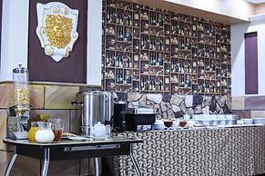 Antika Hotel