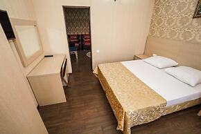 Antika Hotel