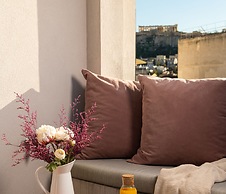 Urban Nest - Suites & Apartments