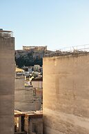 Urban Nest - Suites & Apartments