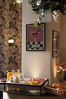 Urban Nest - Suites & Apartments