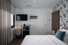 Urban Nest - Suites & Apartments
